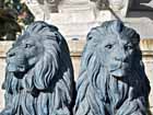 Lions Statue Fontaine de Mirabeau