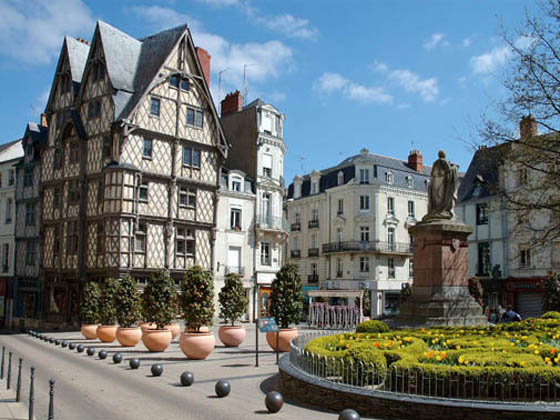 Maison d&acute;Adam  Angers