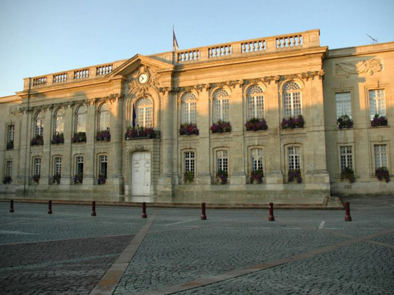 Beauvais Hotel de Ville
