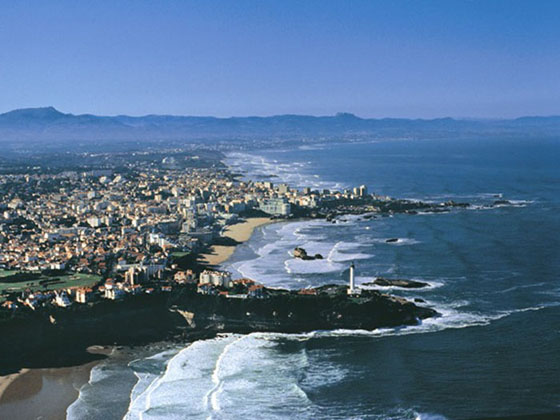 Biarritz cote plage des Basques