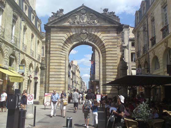 Porte Dijeaux Bordeaux