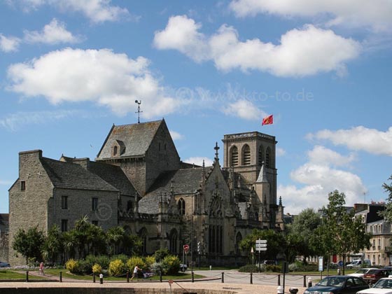 Cherbourg Basilique Sainte Trinite