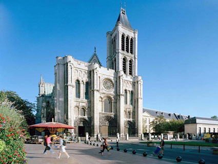 Pictures of St Denis