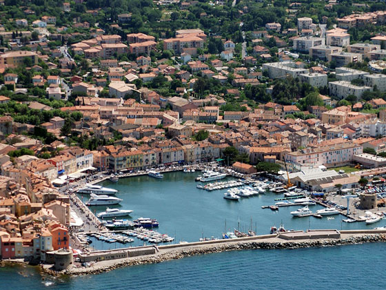 Vue sur le Port de St Tropez