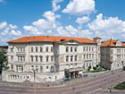 Rotes Ross by Kempinski