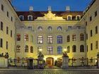 Taschenberg Palais by Kempinski