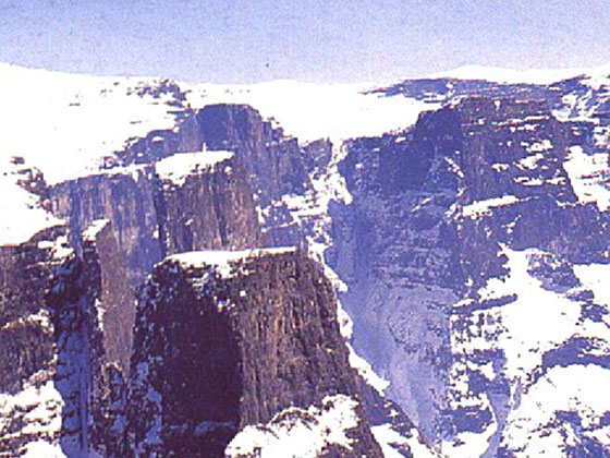 Mount Injasuti in the Winter
