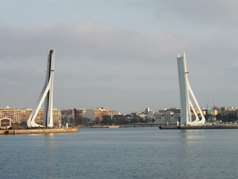 Valencia, 3rd largest city of Spain (805,000 people)