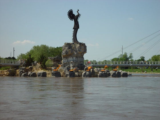 Keeper of the plains statue Wichita